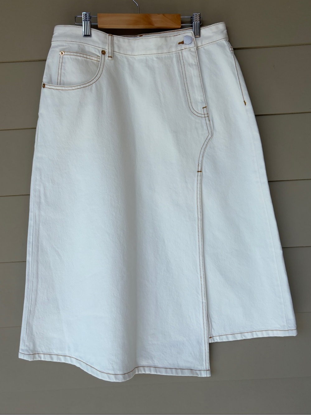 Tory Burch NWOT White Denim A-Line Skirt